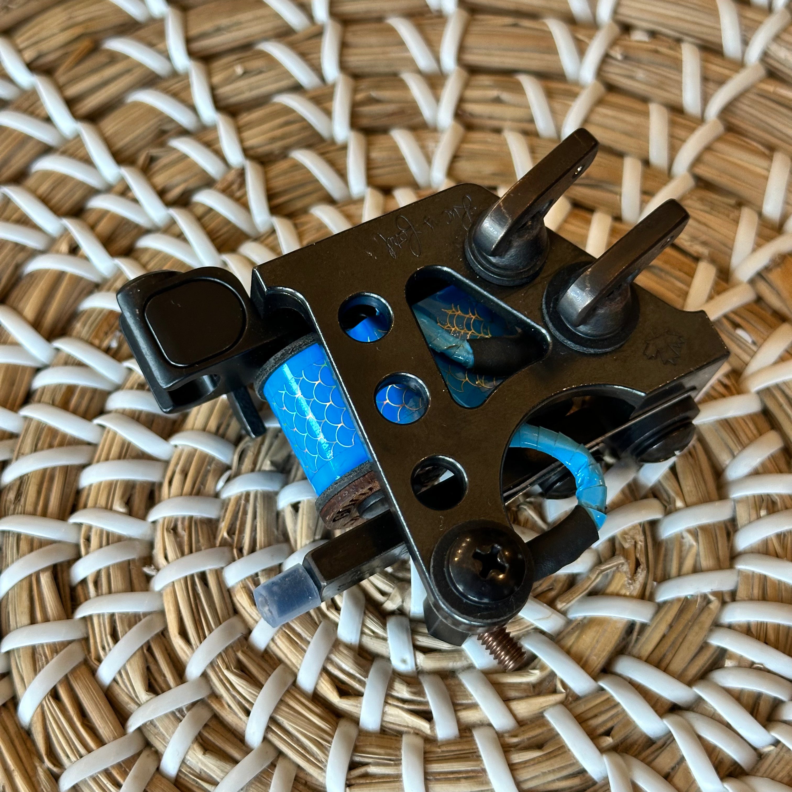 Black & Blue Mini V2 Liner