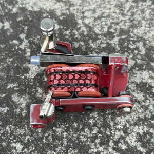 Distressed Red Mini Widow Shader