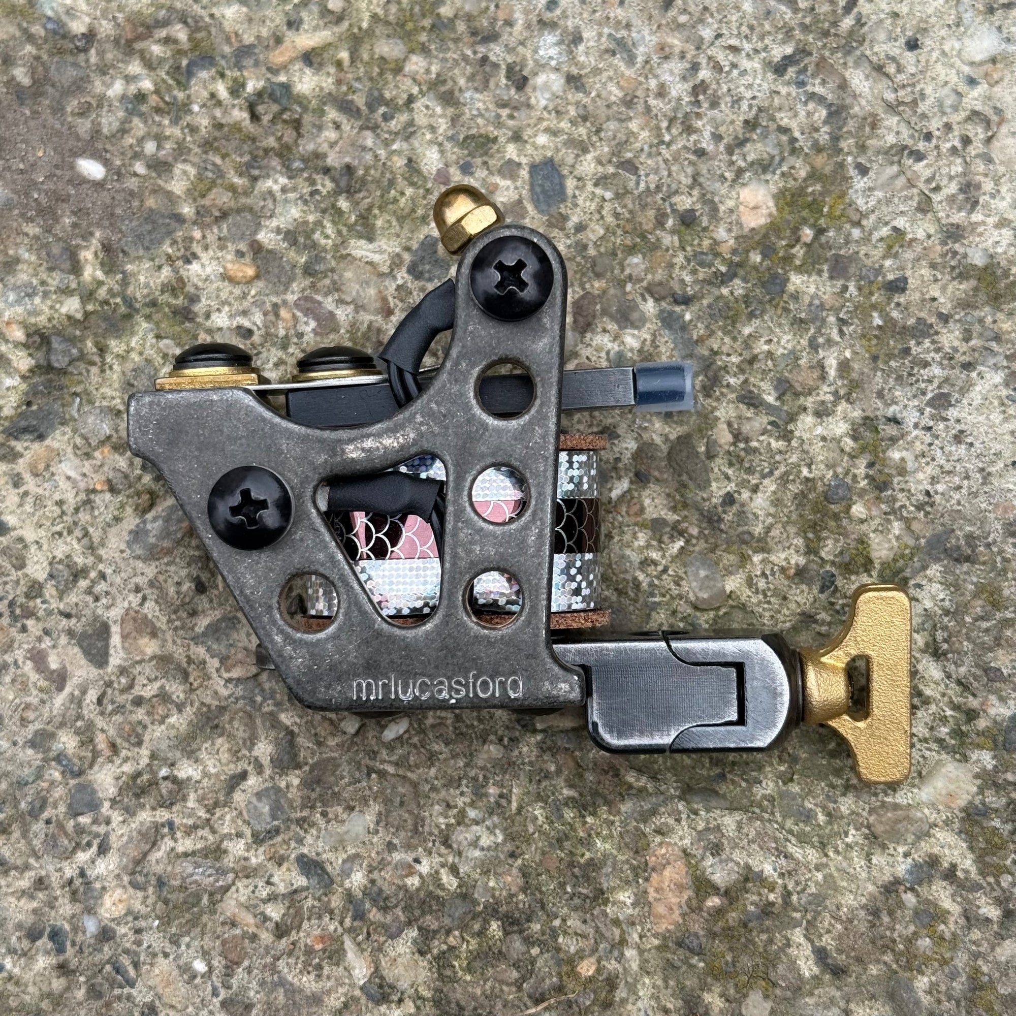 Distressed Mini V2 Liner